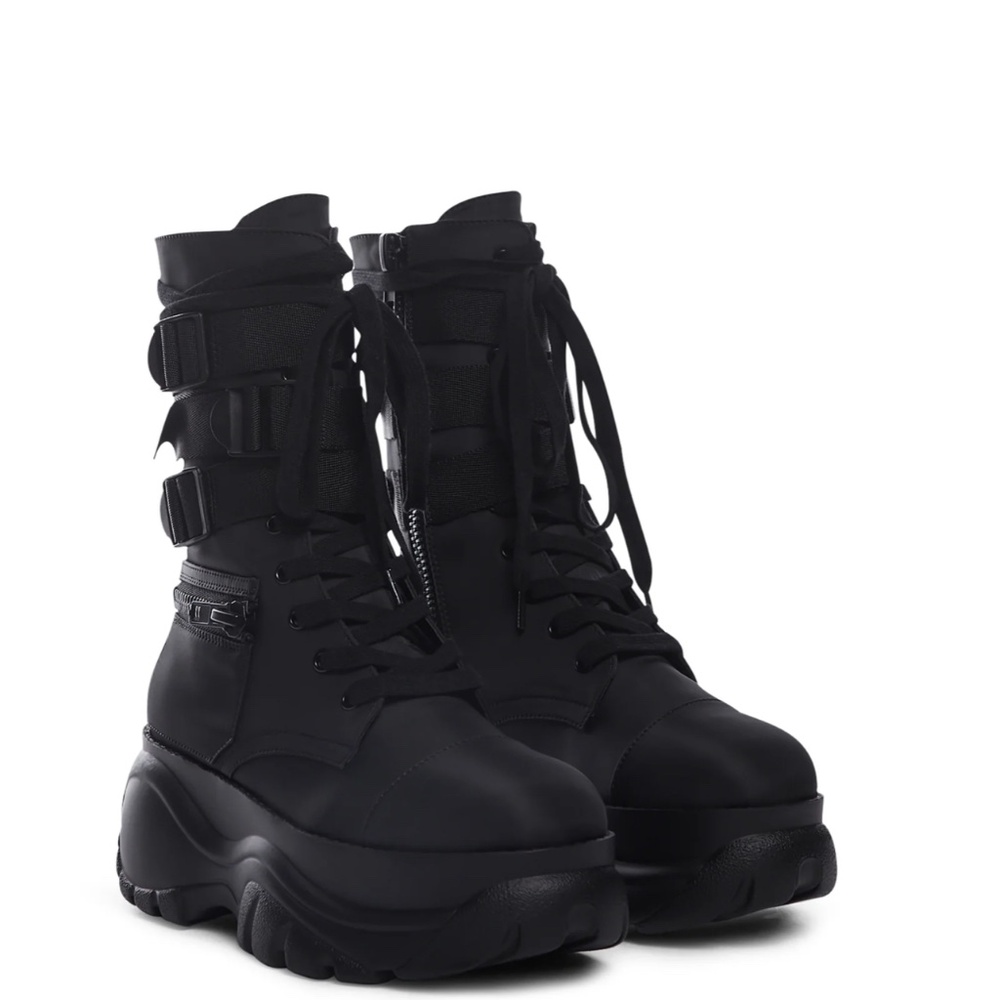 MAD HUSTLE POCKET COMBAT BOOTS